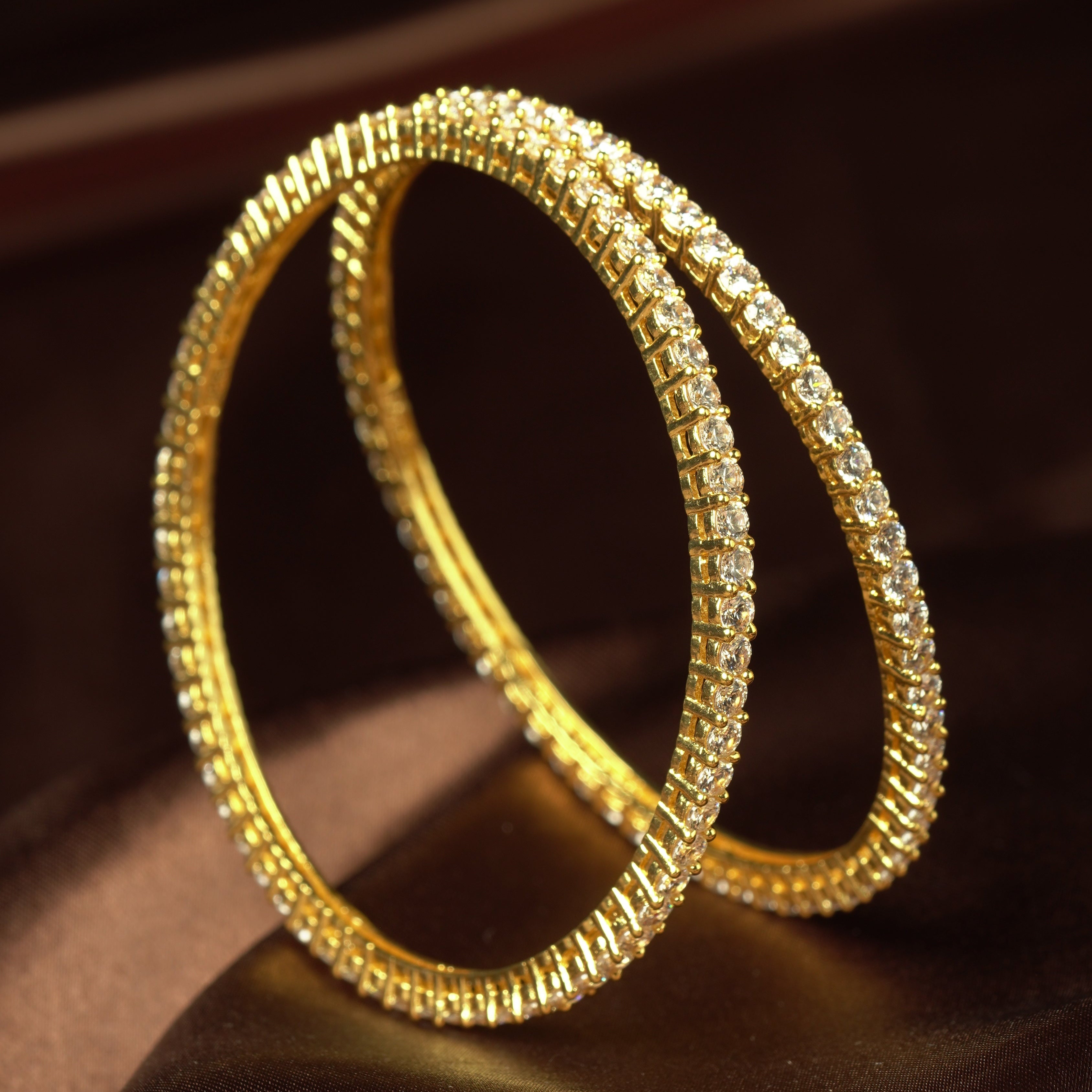 Classic Eternity Silver Bangles – Refléctions